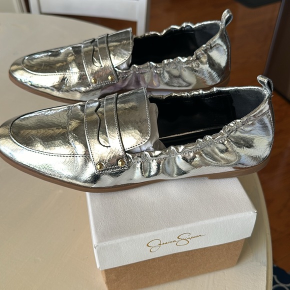 Metallic Silver Loafers Size 9 - Picture 8 of 9